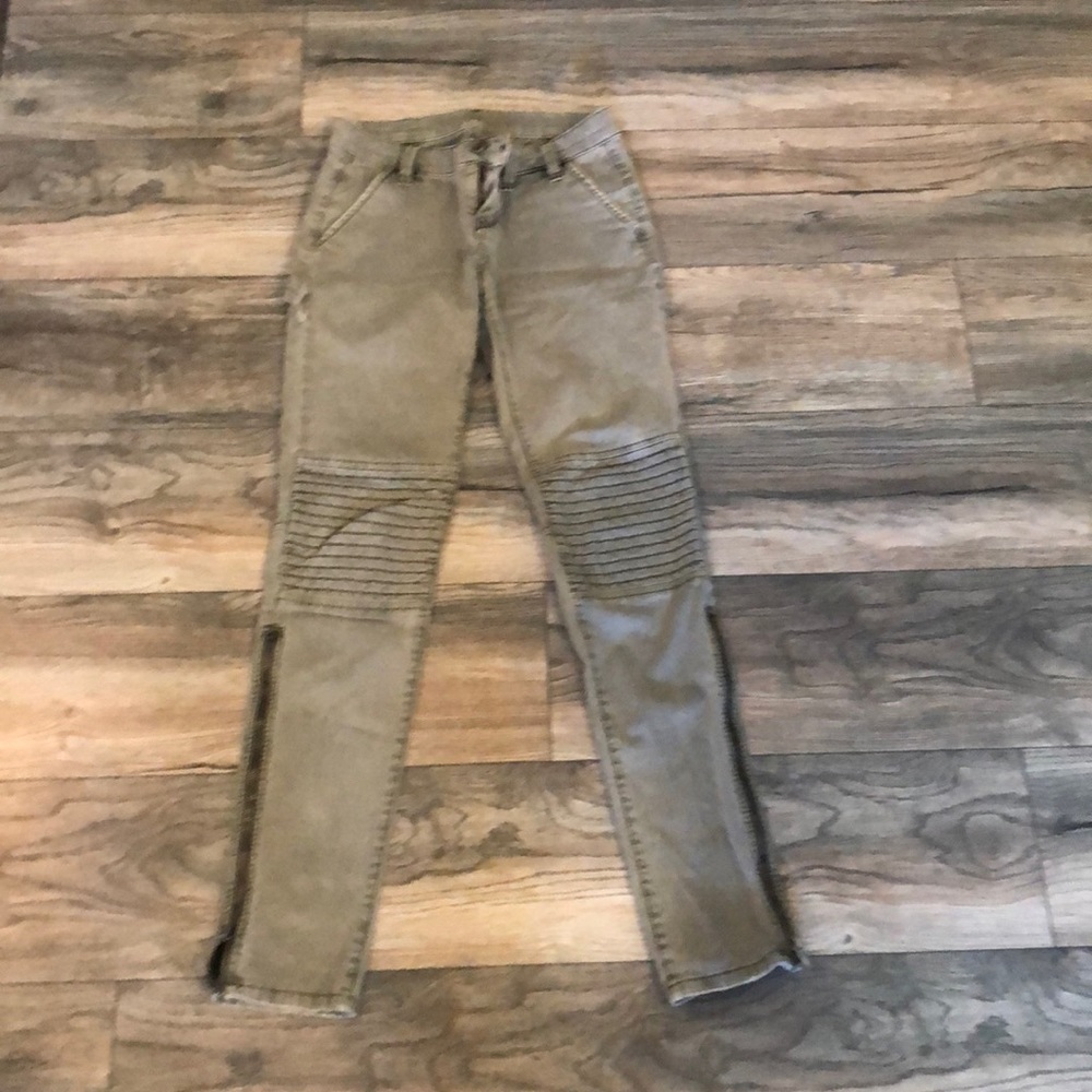 BCBGMaxAzria Moto Jeans Size 26